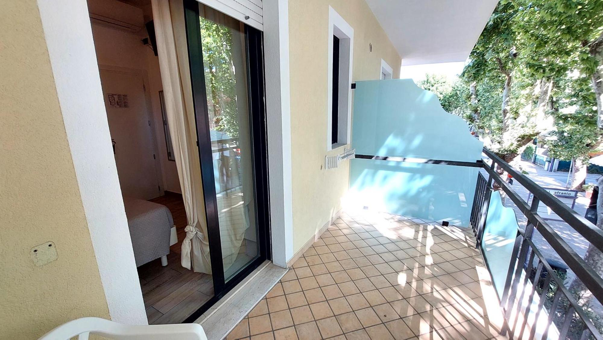 Vinsea Hotel