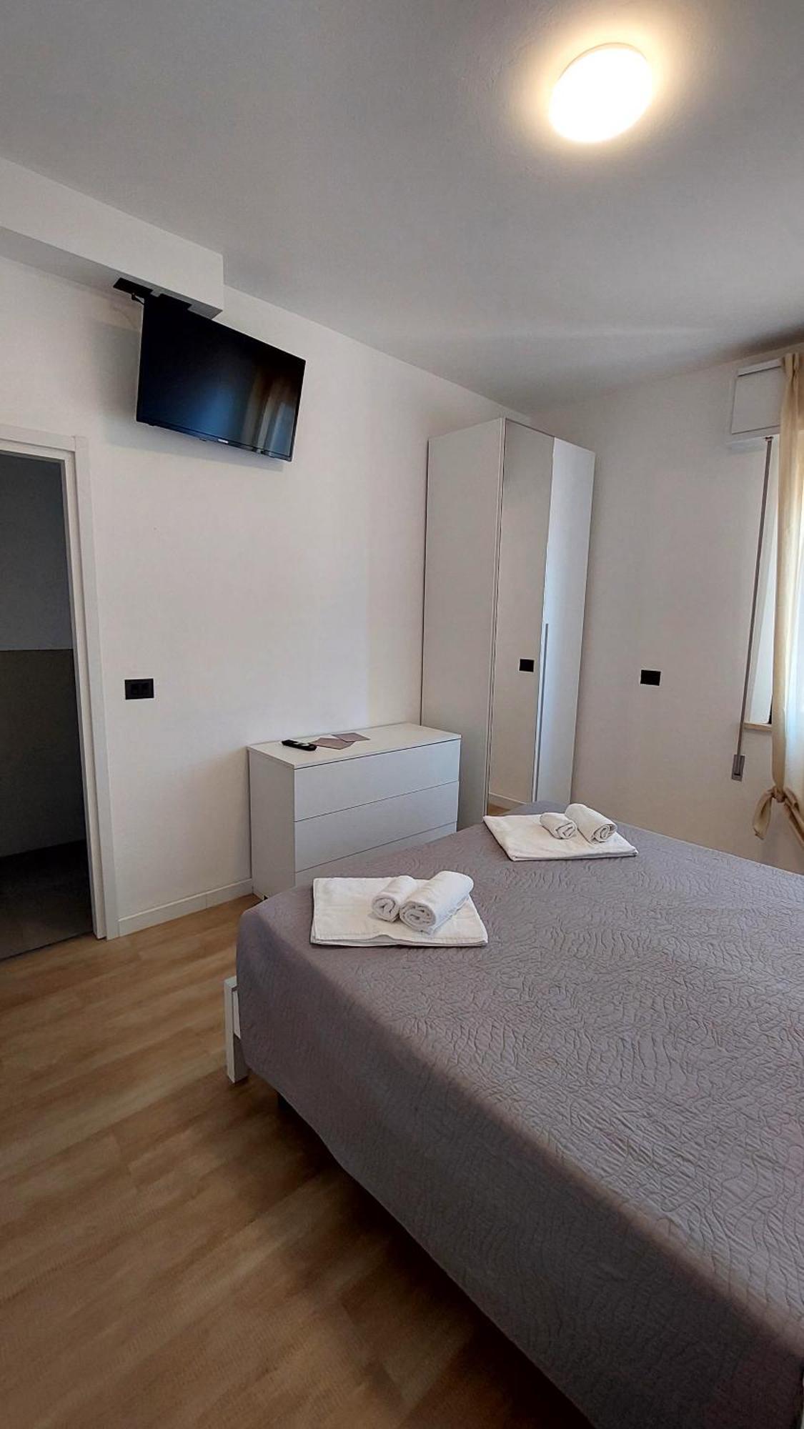 Vinsea Hotel