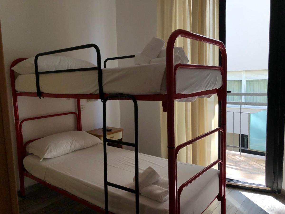 Vinsea Hotel